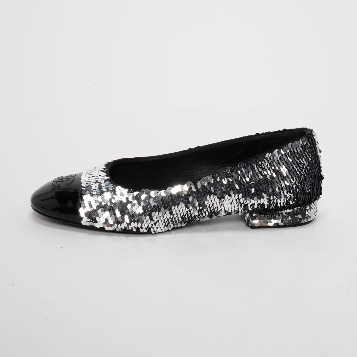 Chanel Black & Silver Sequin Encrusted CC Ballerina Flats 37.5