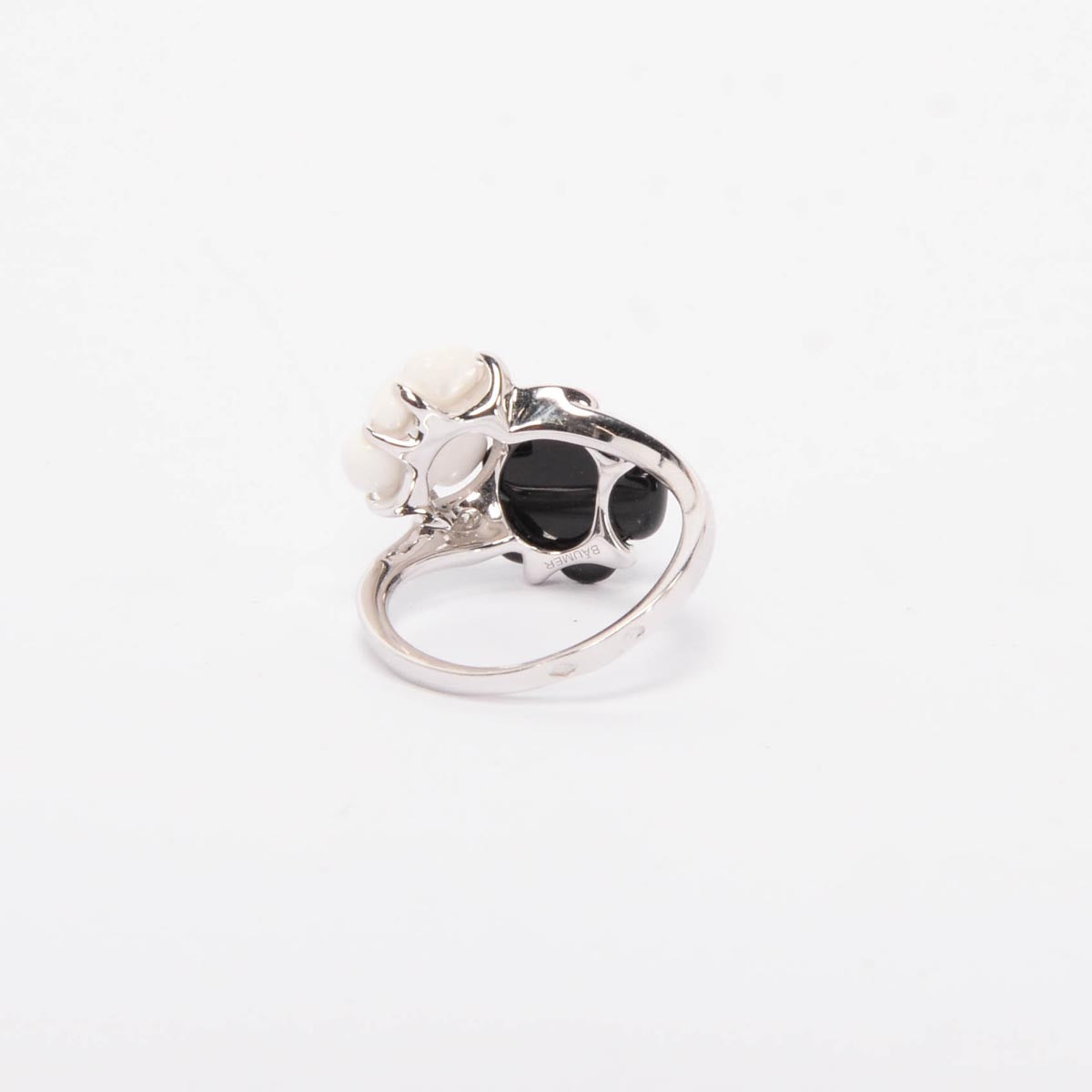 Chanel White Gold, Diamond, Onyx & Agate Camelia Sculpte Ring