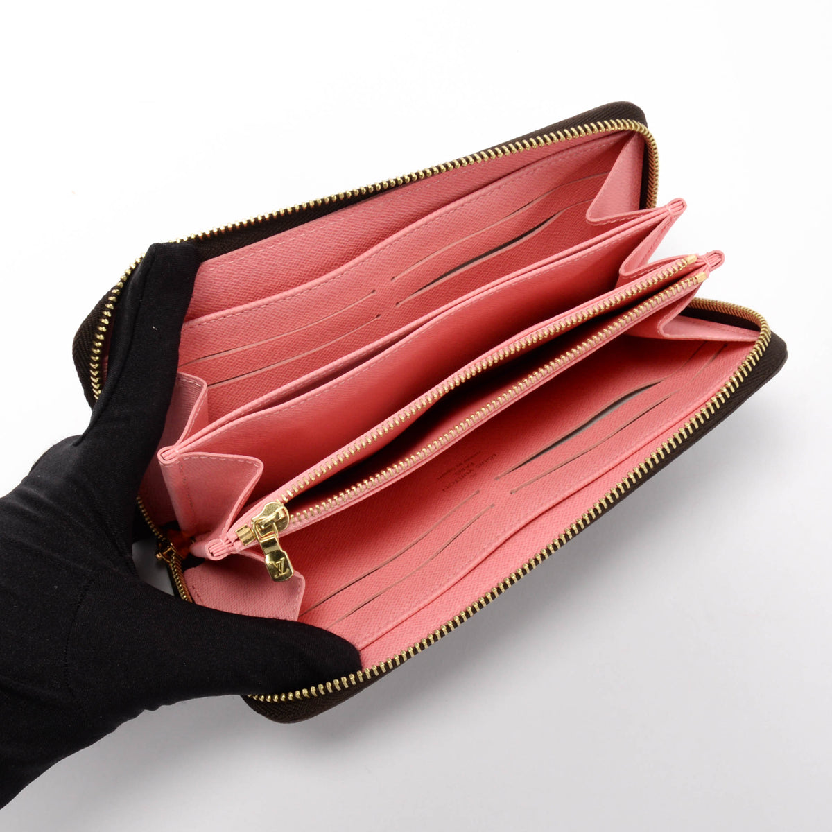 Louis Vuitton Monogram Canvas Illustre Zippy Wallet
