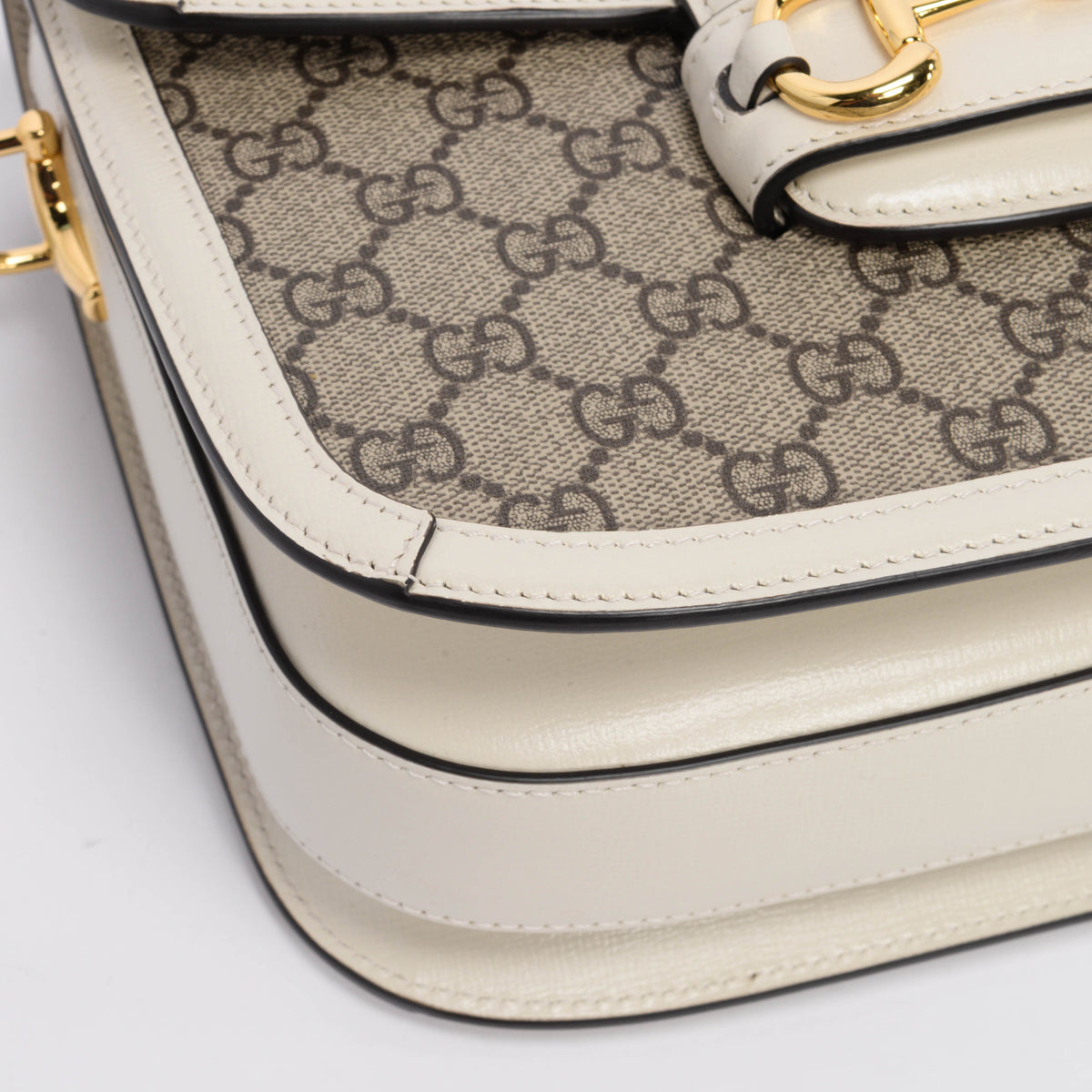 Gucci Cream GG Supreme 1955 Horsebit Shoulder Bag