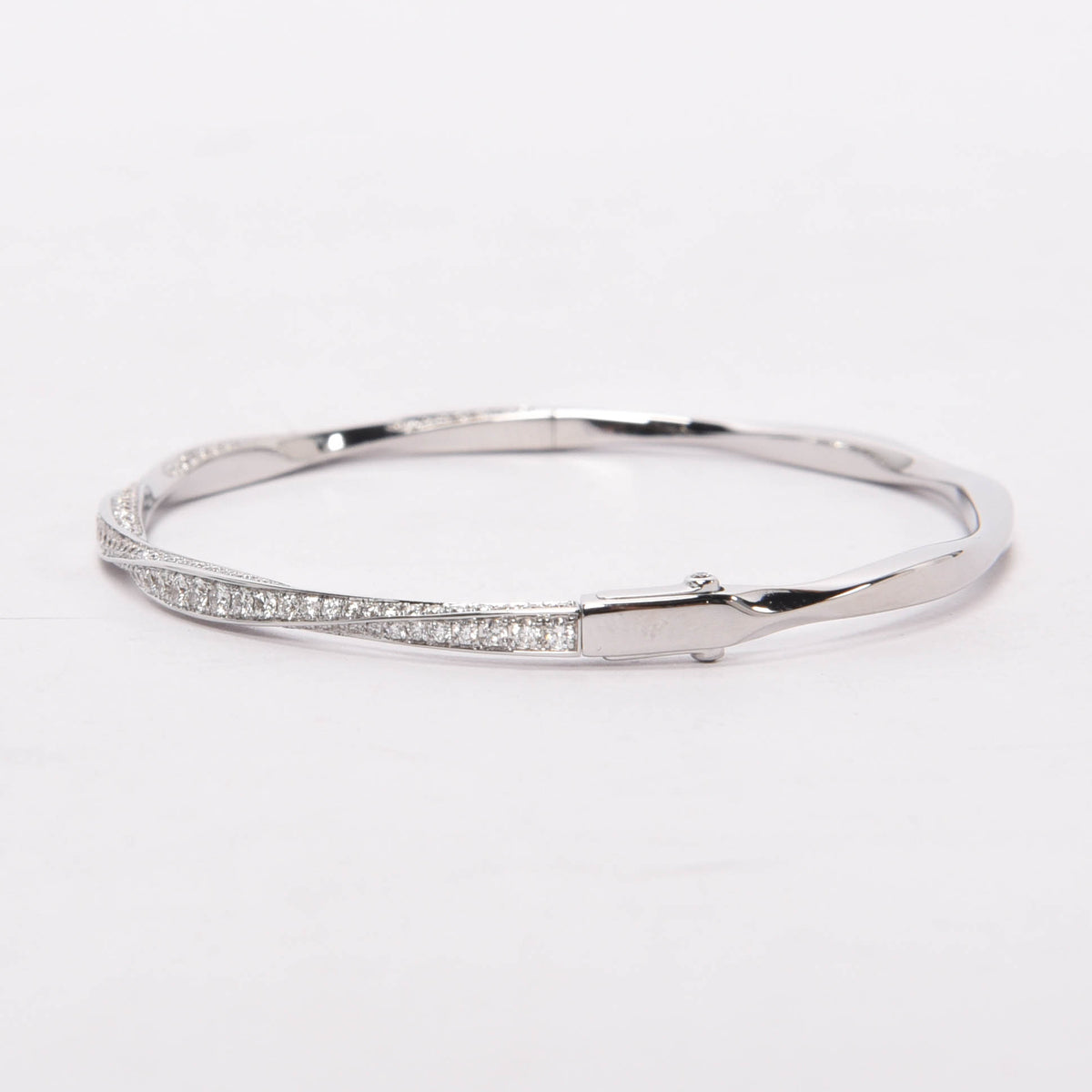 Graff White Gold & Diamond Spiral Pave Bangle