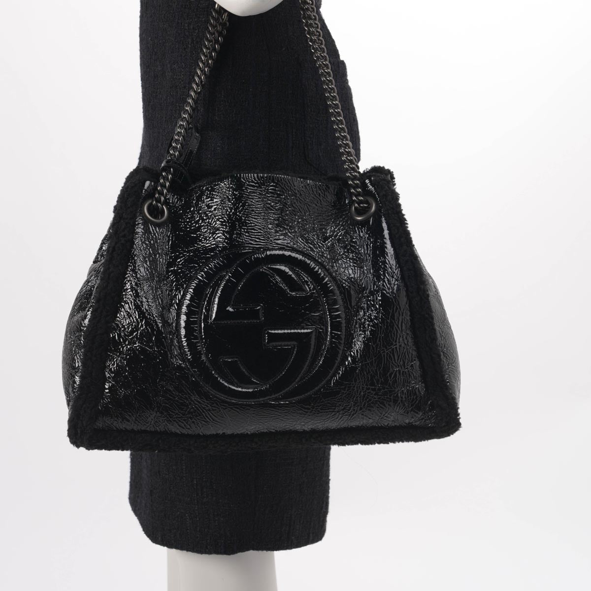 Gucci Black Patent Shearling Soho Chain Shoulder Bag