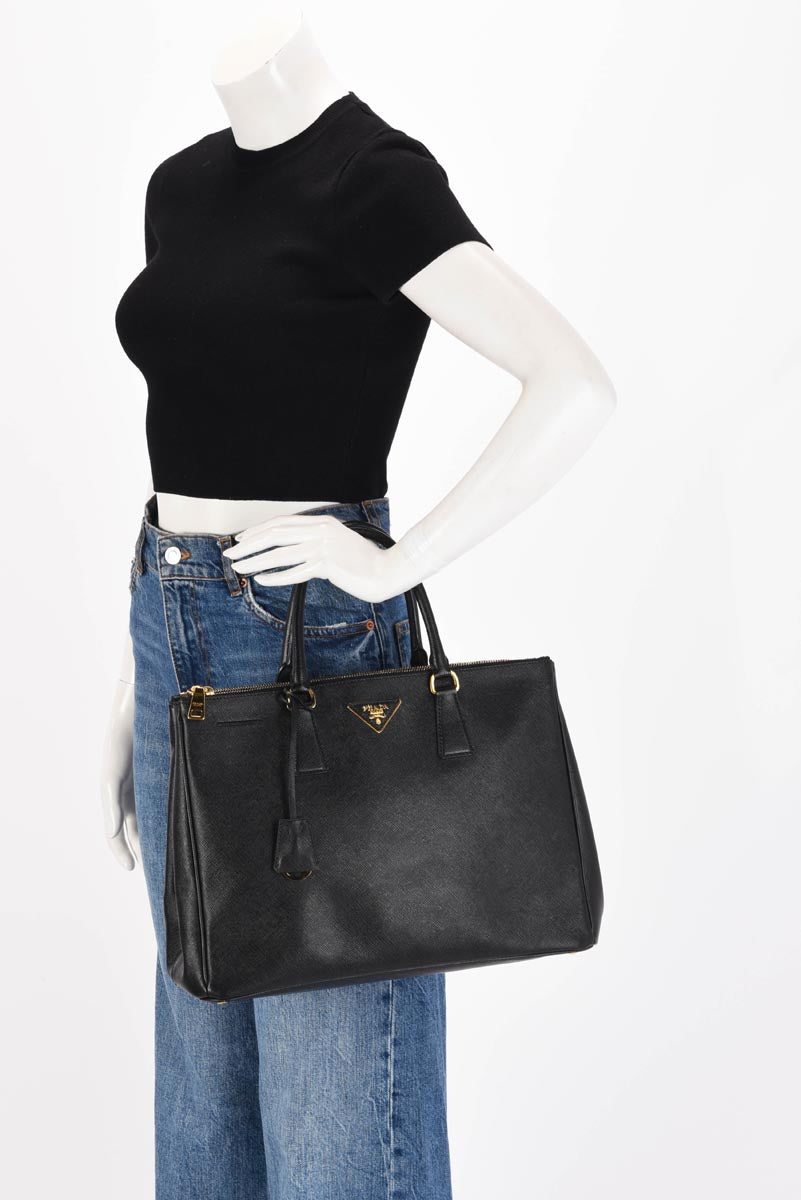 Prada Black Saffiano Large Galleria Bag