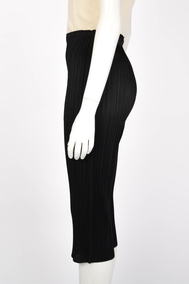 Pleats Please Issey Miyake Black Pleated Cropped Pants
