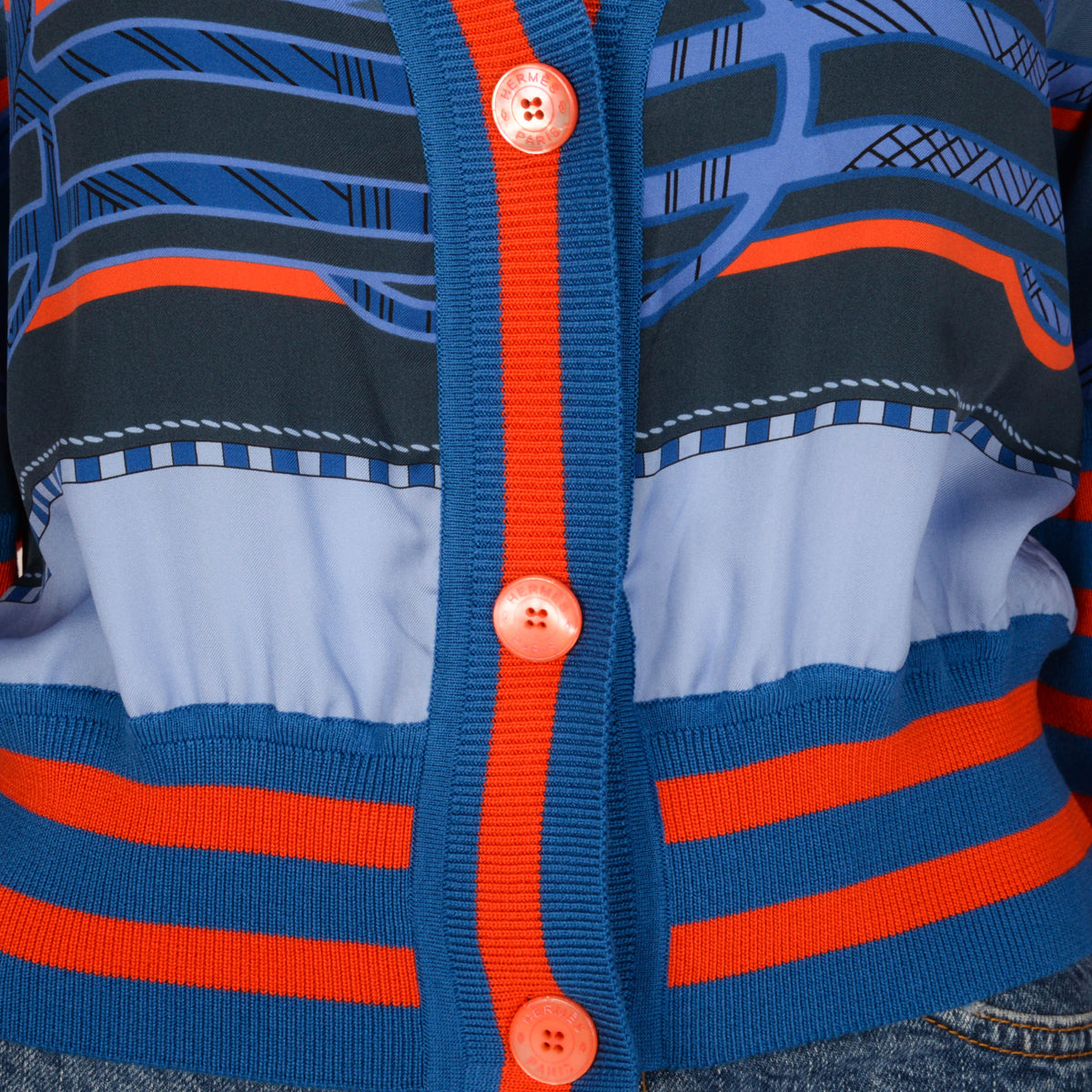 Hermes Twillaine Tatersales en Zigzag Cardigan FR 36