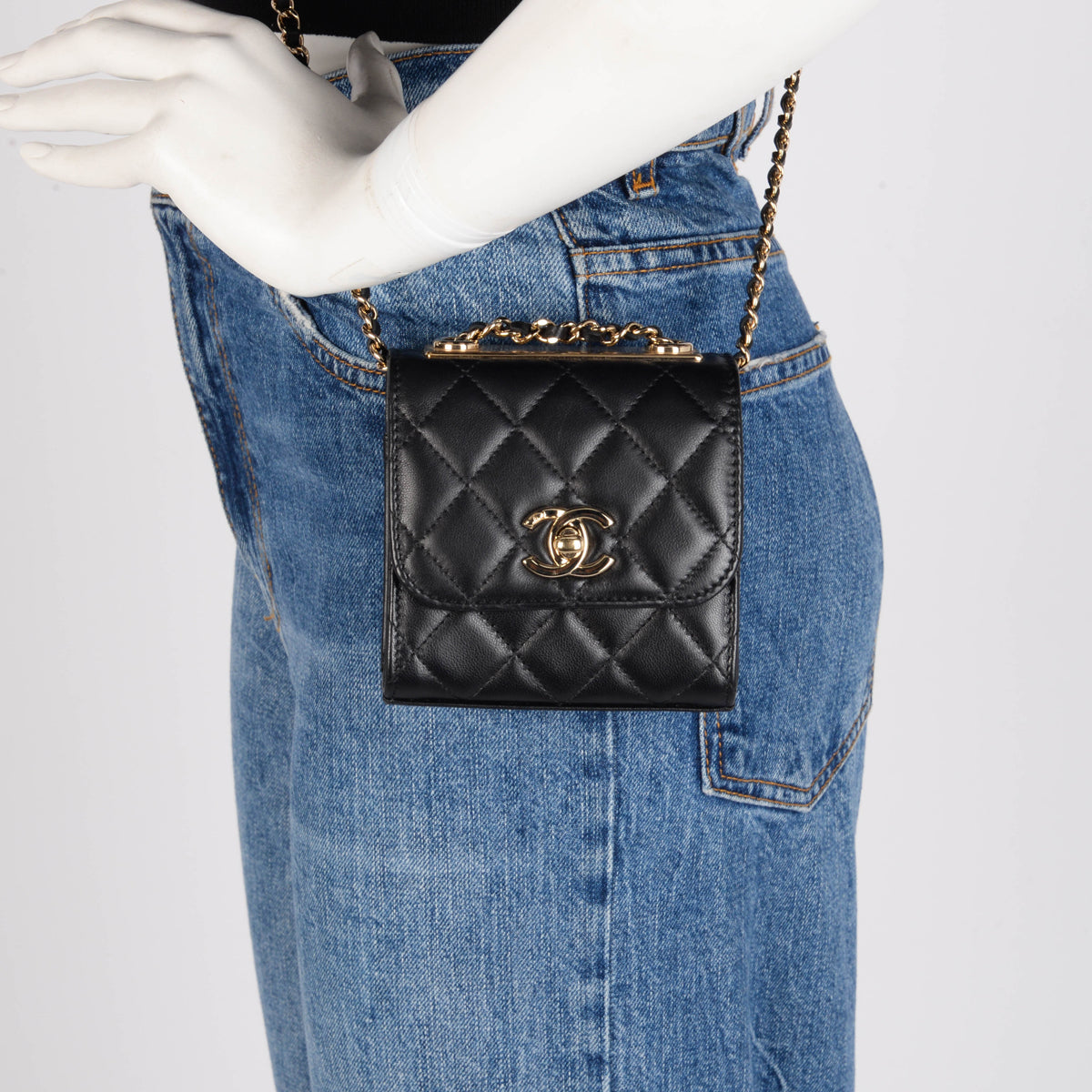Chanel Black Quilted Lambskin Trendy CC Mini Chain Wallet