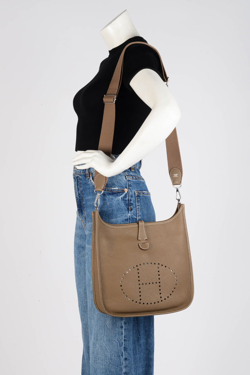 Hermes Etoupe Clemence Evelyne III 29