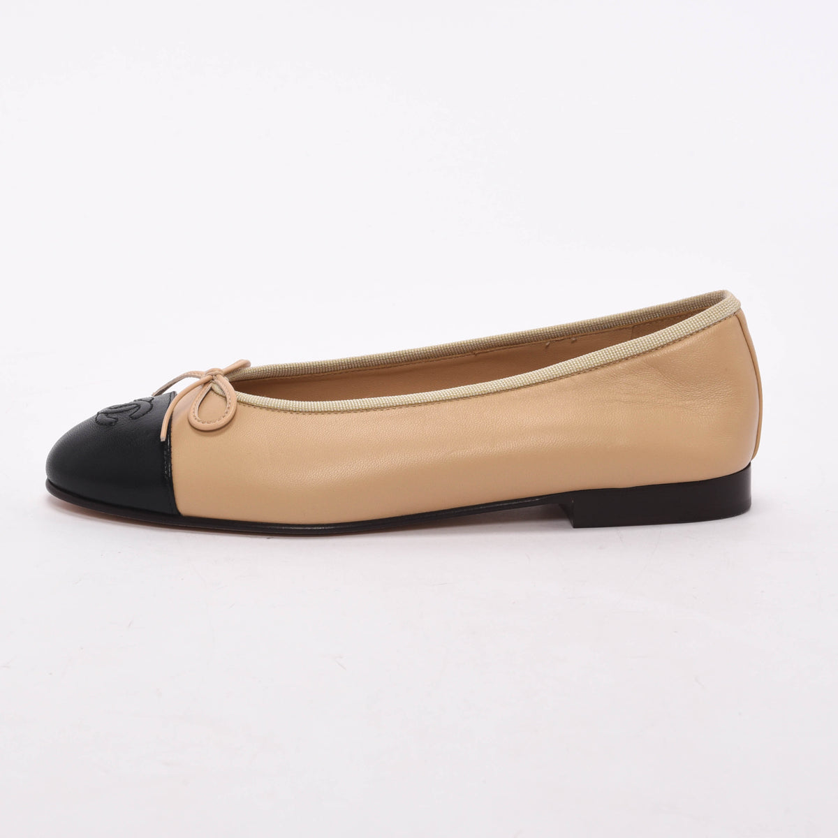 Chanel Beige & Black Lambskin CC Ballet Flats 36
