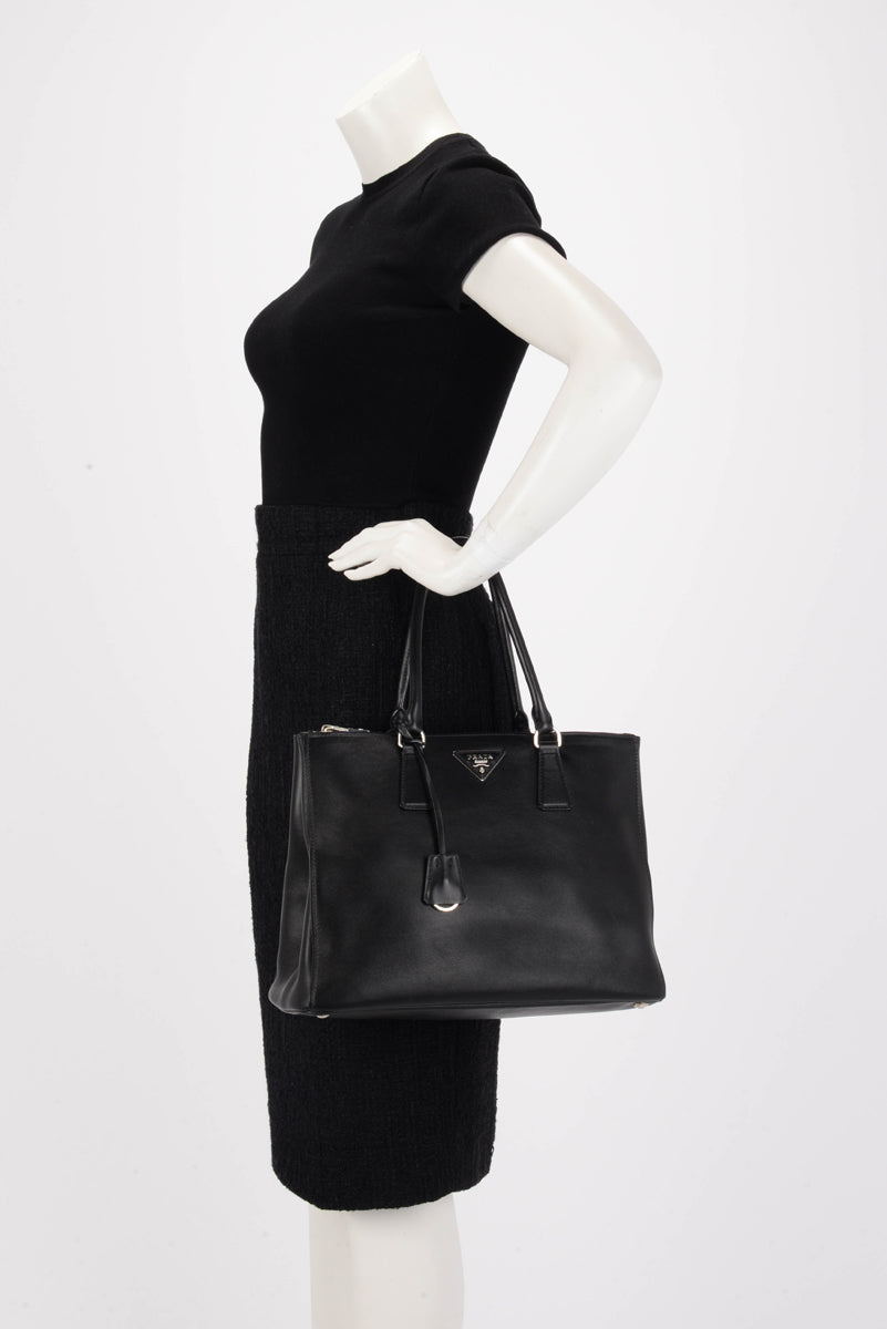 Prada Black City Calf Medium Galleria Double Zip Tote