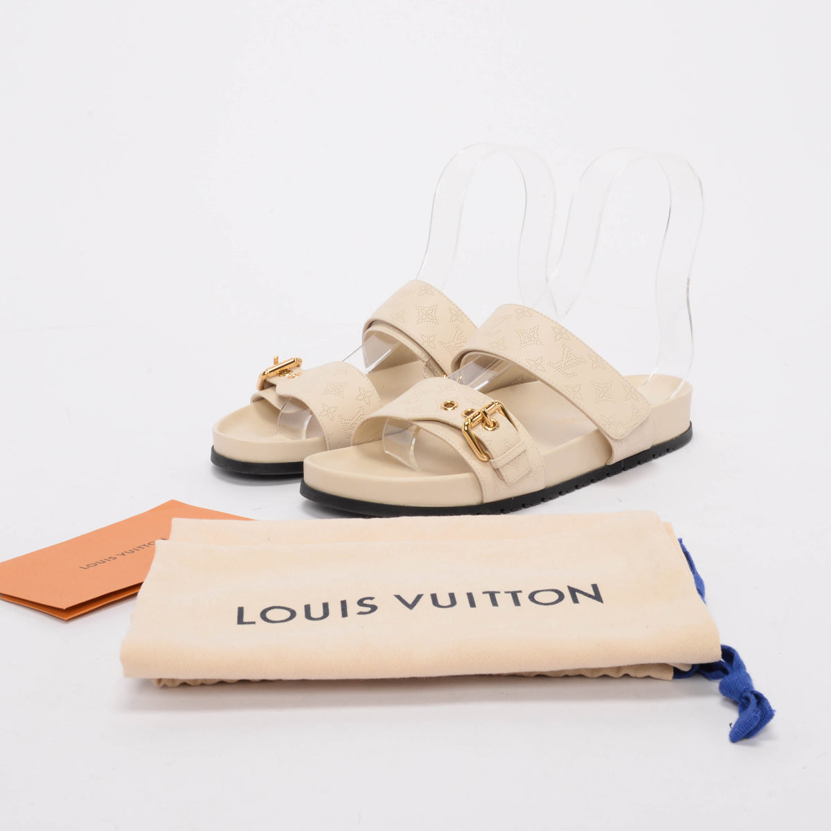 Louis Vuitton Beige Clair Mahina Calfskin Bom Dia Flats 39