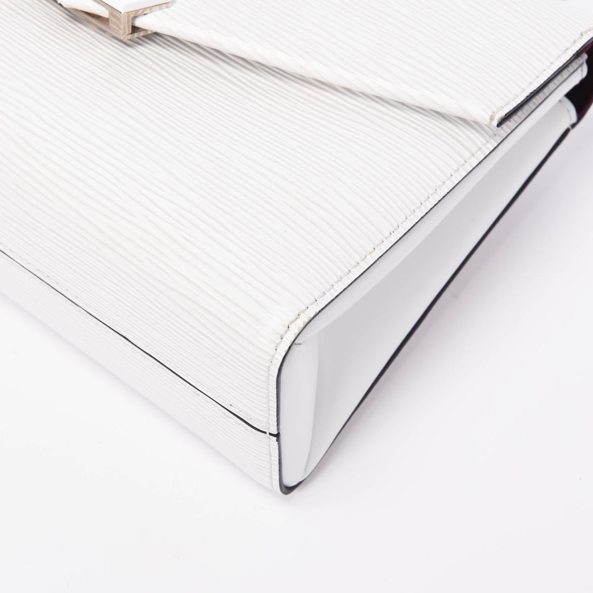 Louis Vuitton White Epi Leather Pochette Grenelle