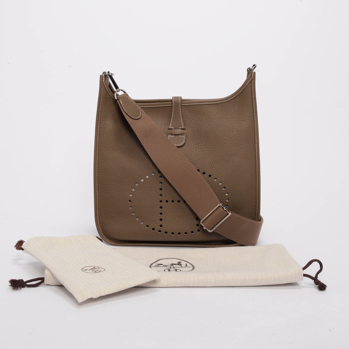 Hermes Etoupe Clemence Evelyne III 29