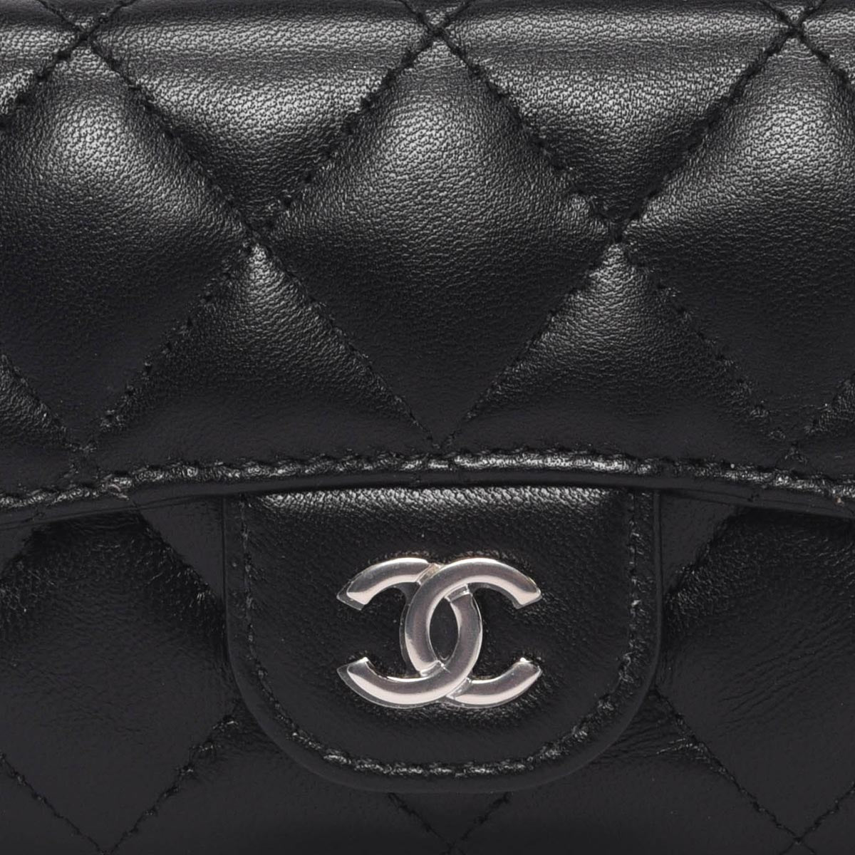 Chanel Black Quilted Lambskin Classic Flap Card Holder
