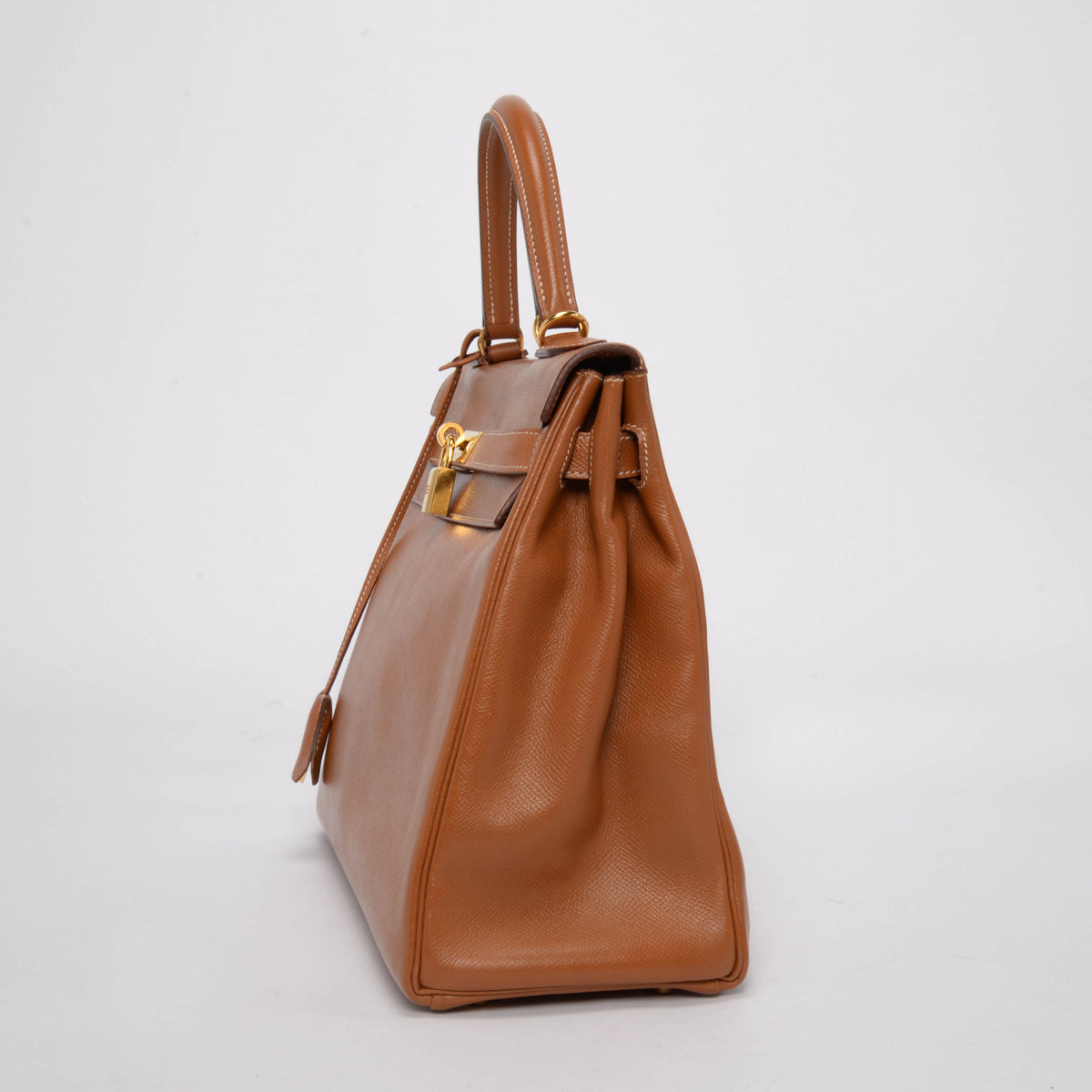 Hermes Vintage Gold Courchevel Kelly 35 GHW