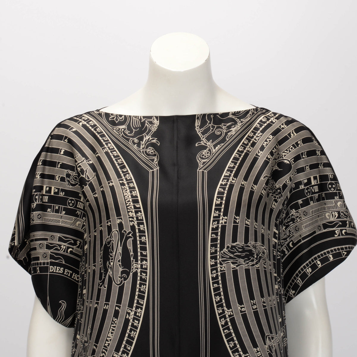 Hermes Black Silk Dies et Hore Blouse FR 38