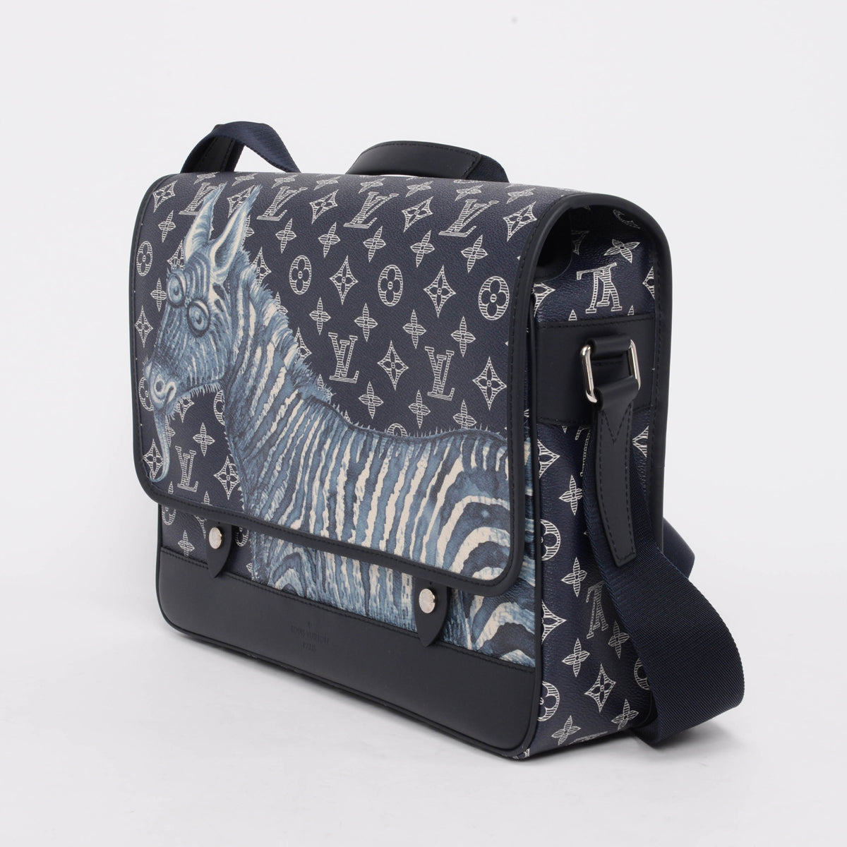 Louis Vuitton Savane Monogram Chapman Brothers Messenger GM