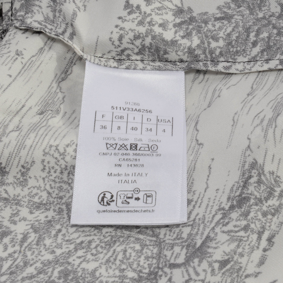 Dior White & Black Silk Toile de Jouy Chez Moi Set FR 36