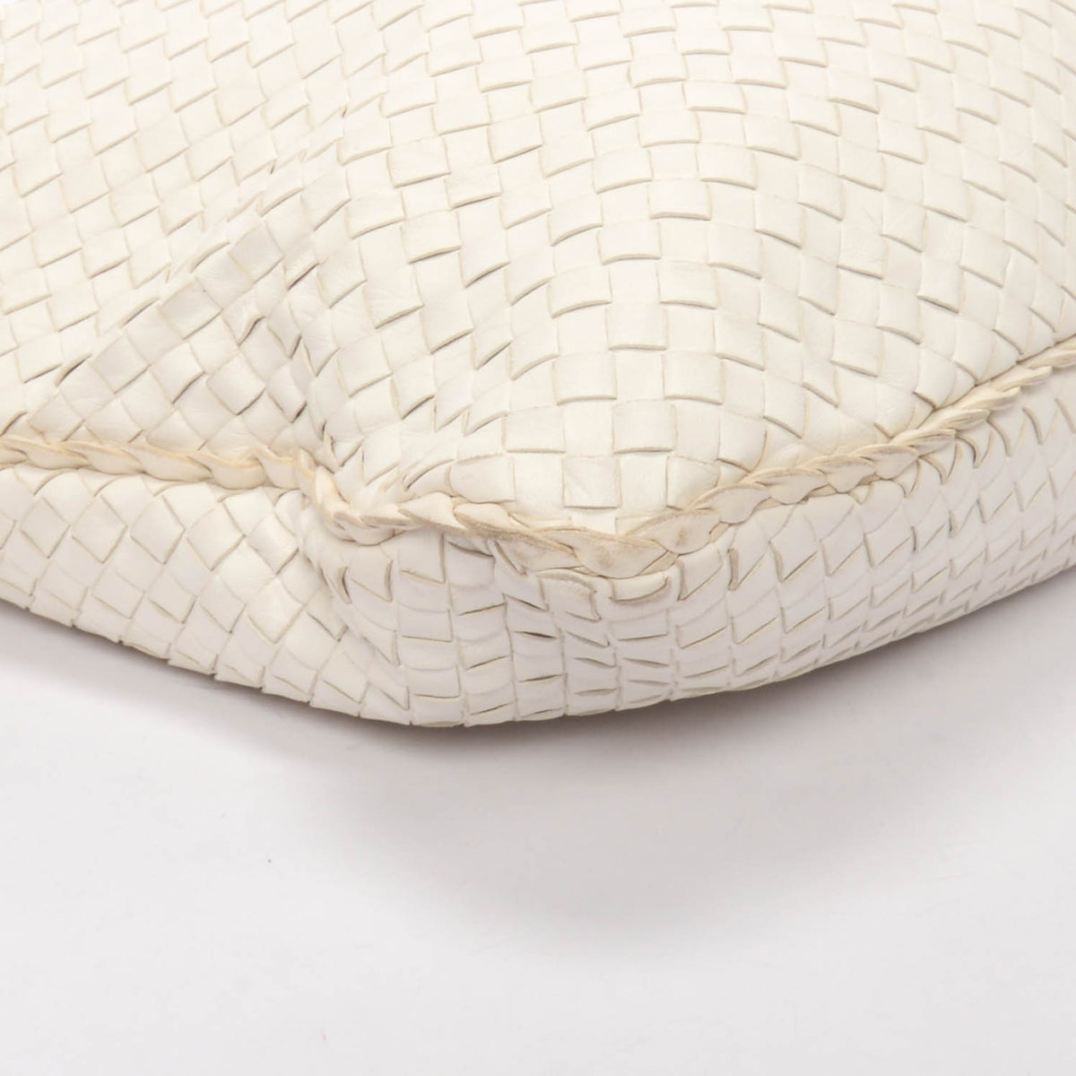Bottega Veneta White Nappa Intrecciato Maxi Veneta Hobo