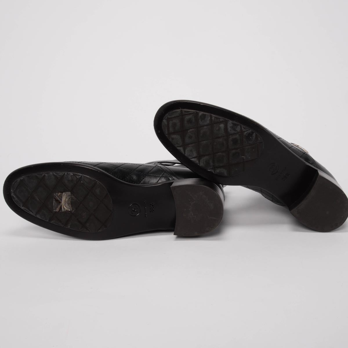 Chanel Black Quilted Calfskin Cap Toe Ankle Boots 38.5
