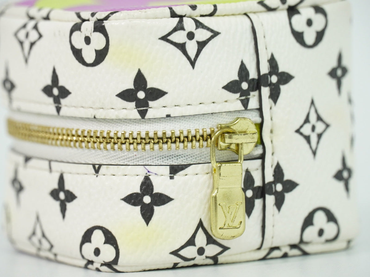 Louis Vuitton Monogram Giant Cube Coin Purse