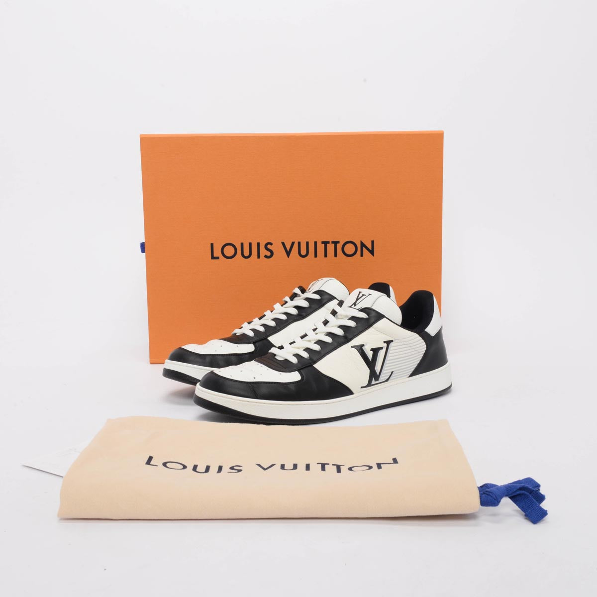 Louis vuitton rivoli sneaker white on sale