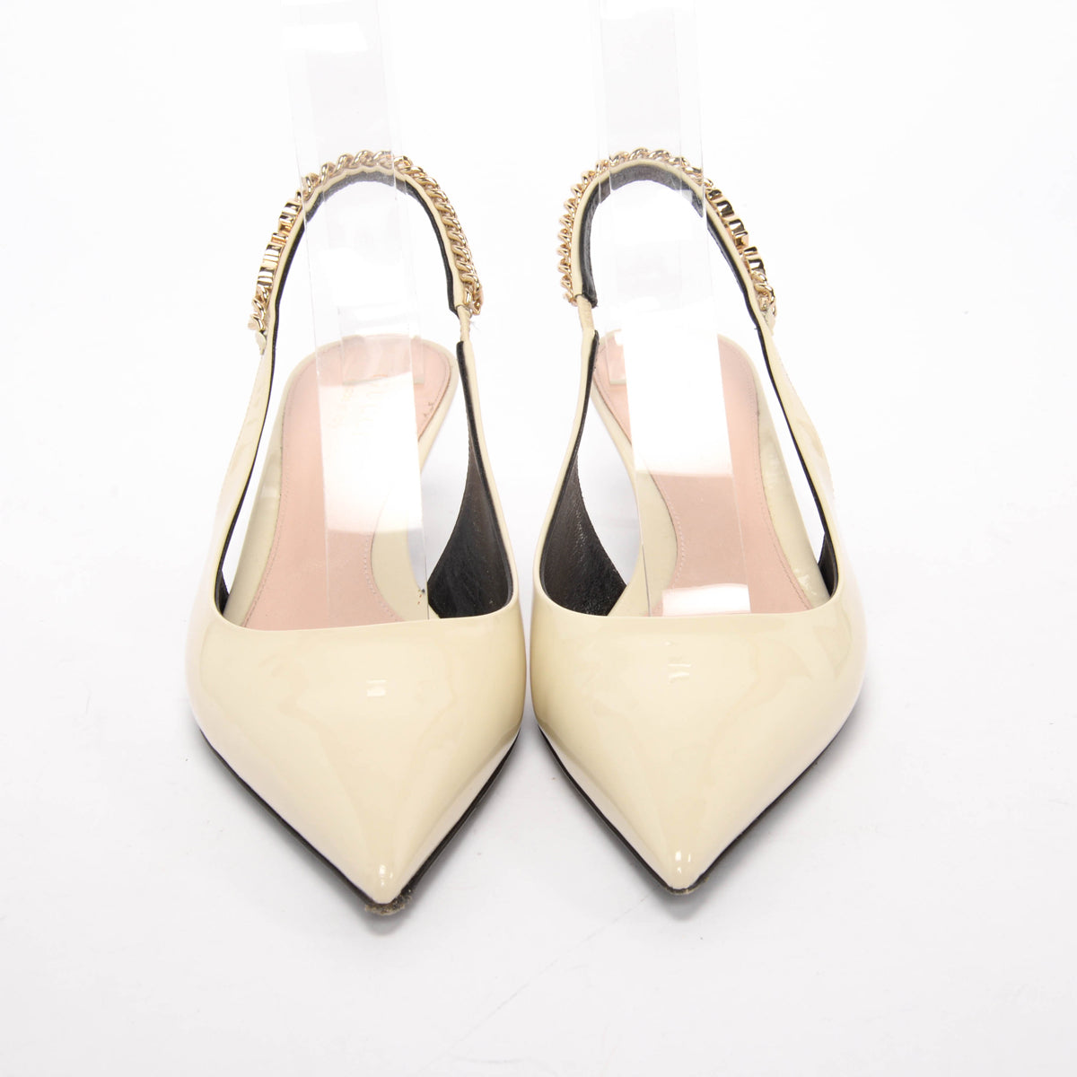 Gucci Ivory Patent Signoria Chain Slingback Pumps 39.5