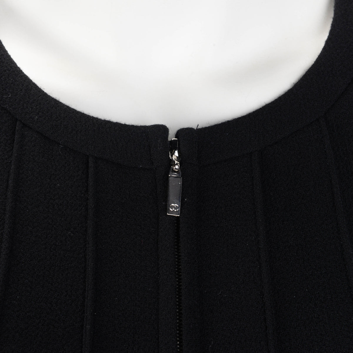 Chanel Black Wool Crepe Pintuck Detail Dress FR 36