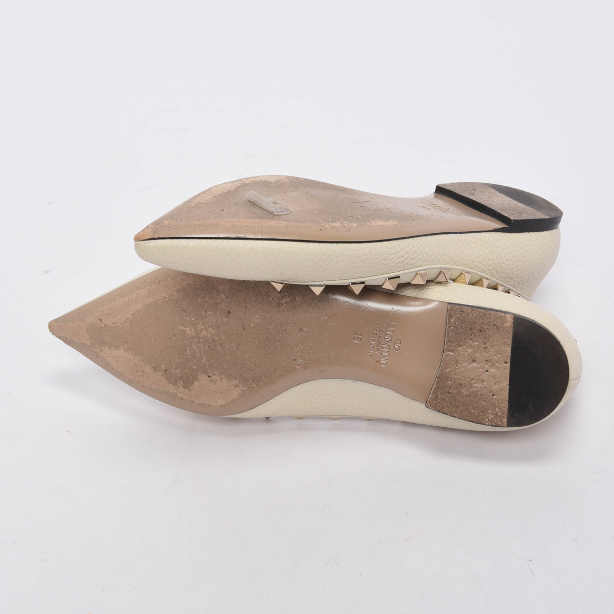 Valentino Cream Grained Calfskin Rockstud Ballerina Flats 39