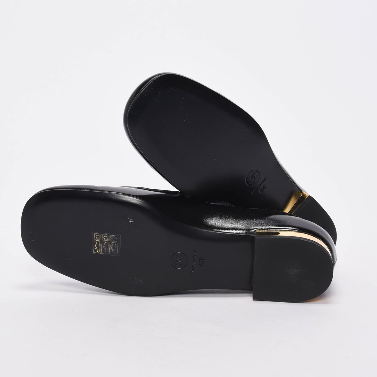 Chanel Black Glazed Goatskin Chain CC Loafers 41