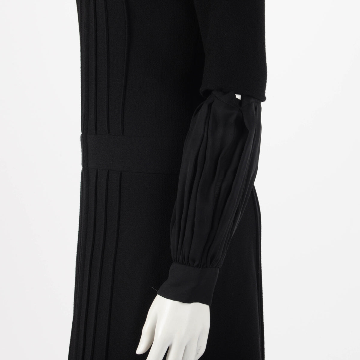 Chanel Black Wool Crepe Pintuck Detail Dress FR 36