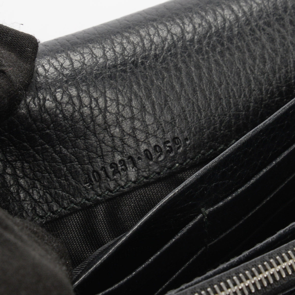 Gucci Black Textured Leather Dionysus Wallet On Chain