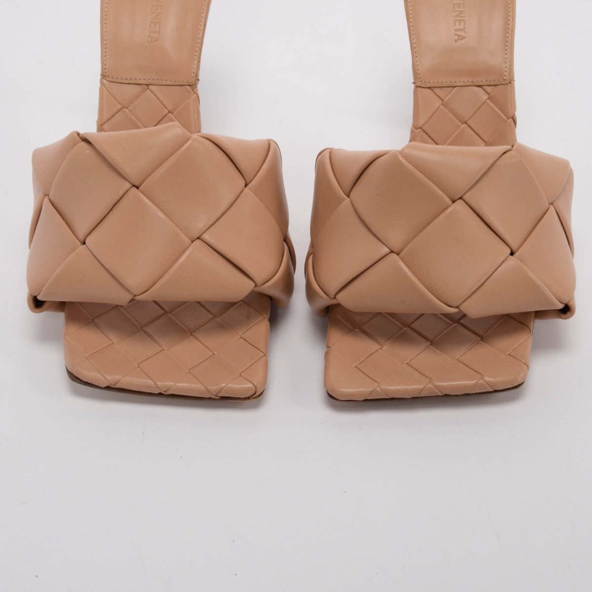 Bottega Veneta Cipria Nappa Intrecciato Lido Sandals 38