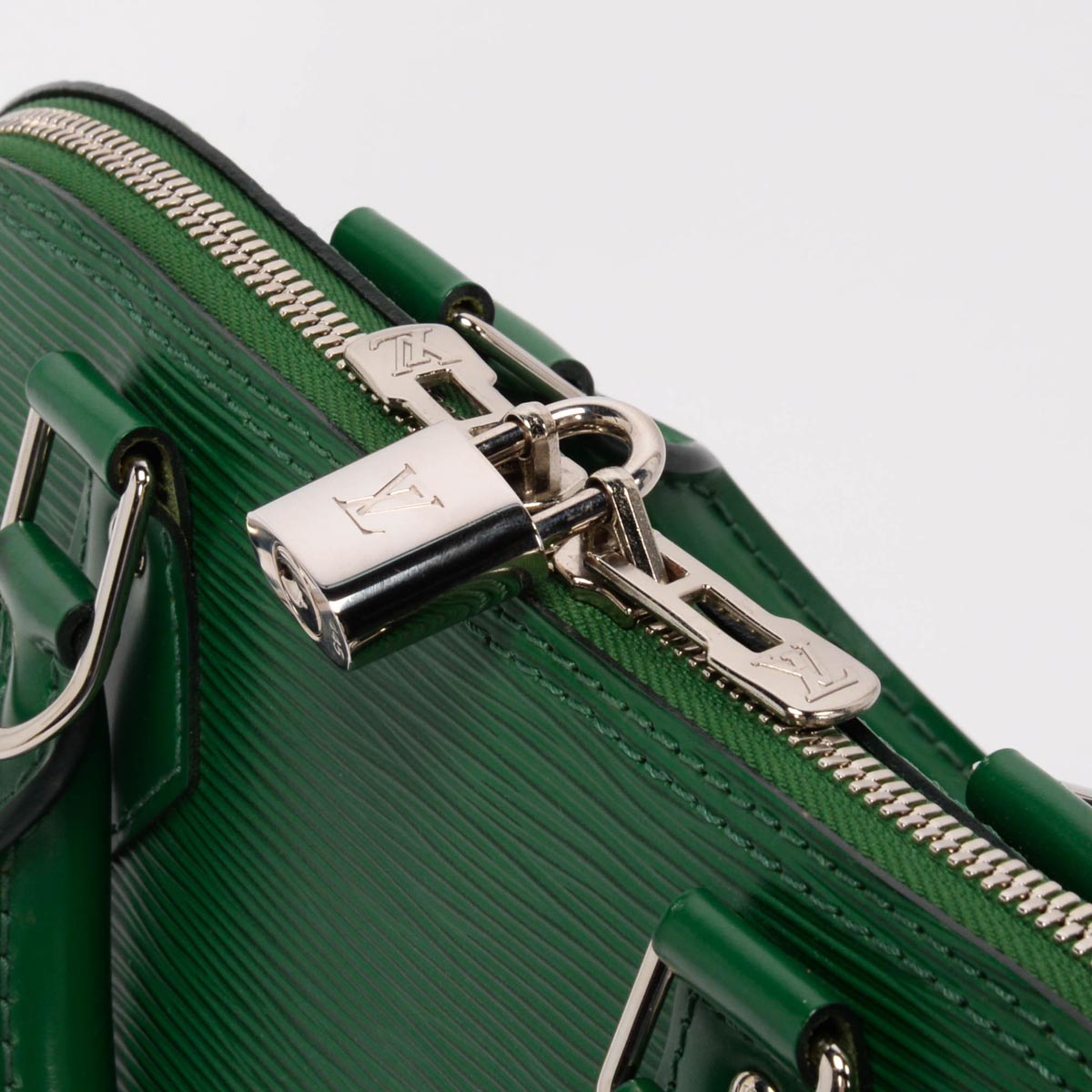 Louis Vuitton Menthe Epi Leather Alma PM