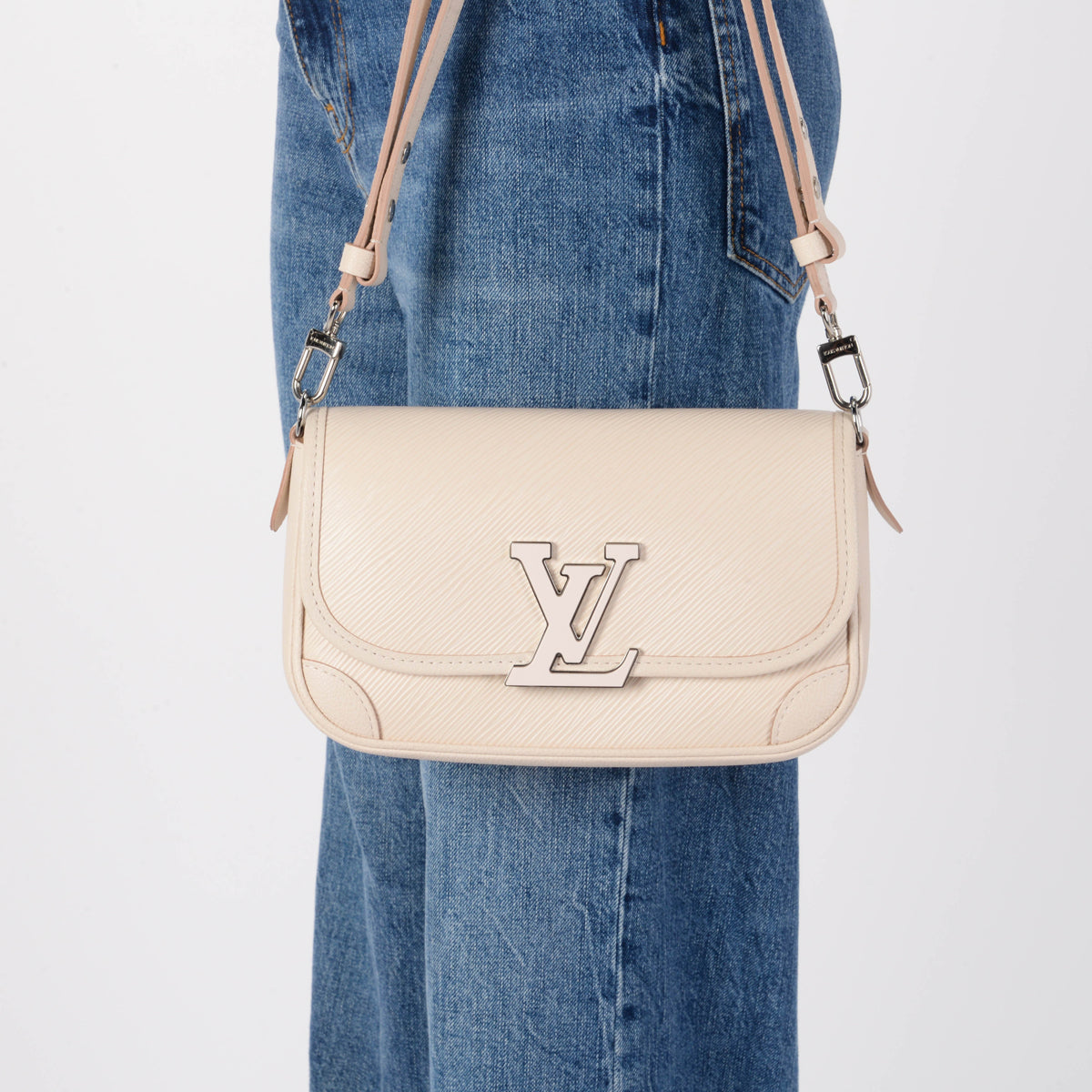 Louis Vuitton Quartz Epi Leather Buci Bag