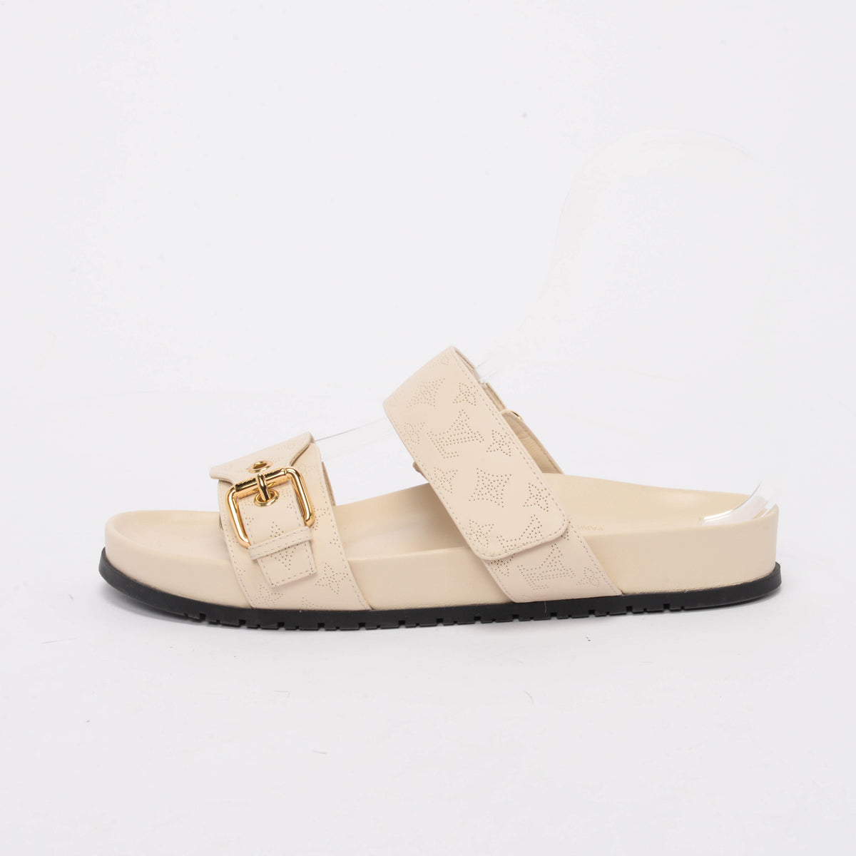 Louis Vuitton Beige Clair Mahina Calfskin Bom Dia Flats 39