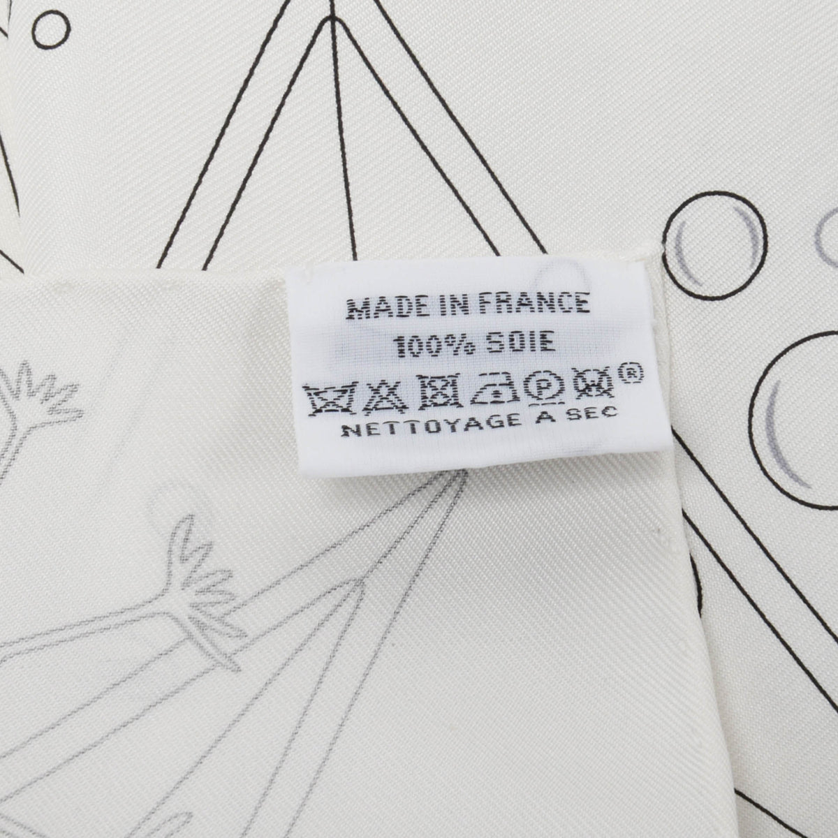 Hermes Blanc Silk Hermes Flagship Scarf