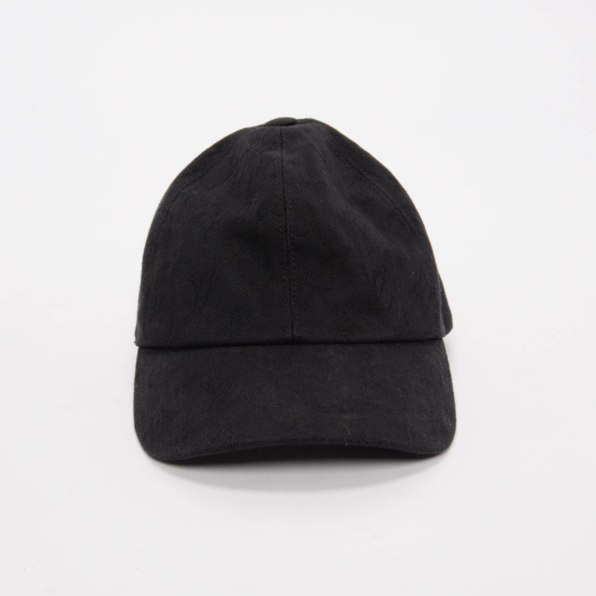 Louis Vuitton Black Monogram Essential Cap