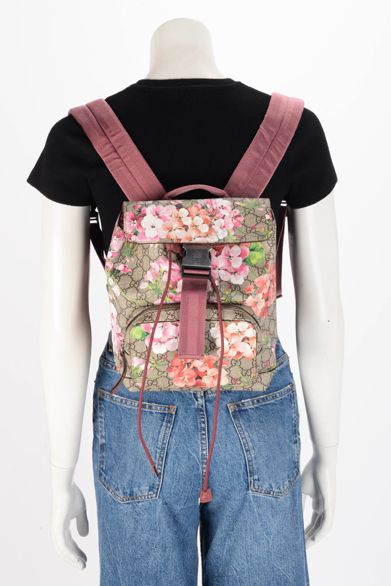 Gucci Dry Rose GG Supreme Blooms Small Buckle Backpack