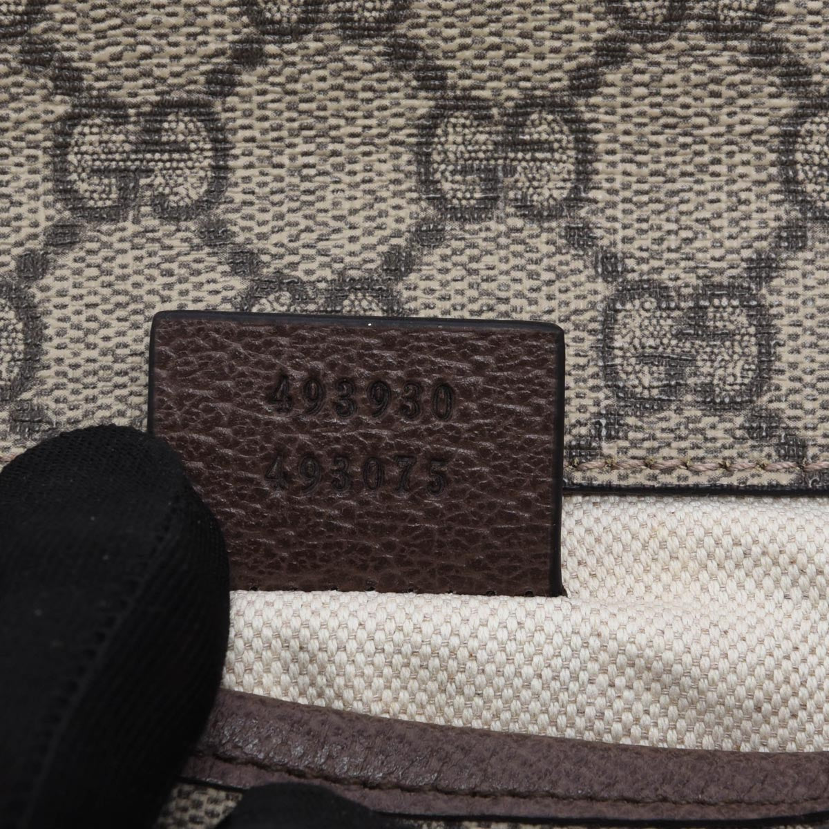 Gucci GG Supreme Neo Vintage Web Belt Bag