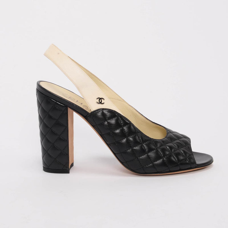 Chanel Black Quilted Lambskin Slingback Pumps 39.5 - Blue Spinach