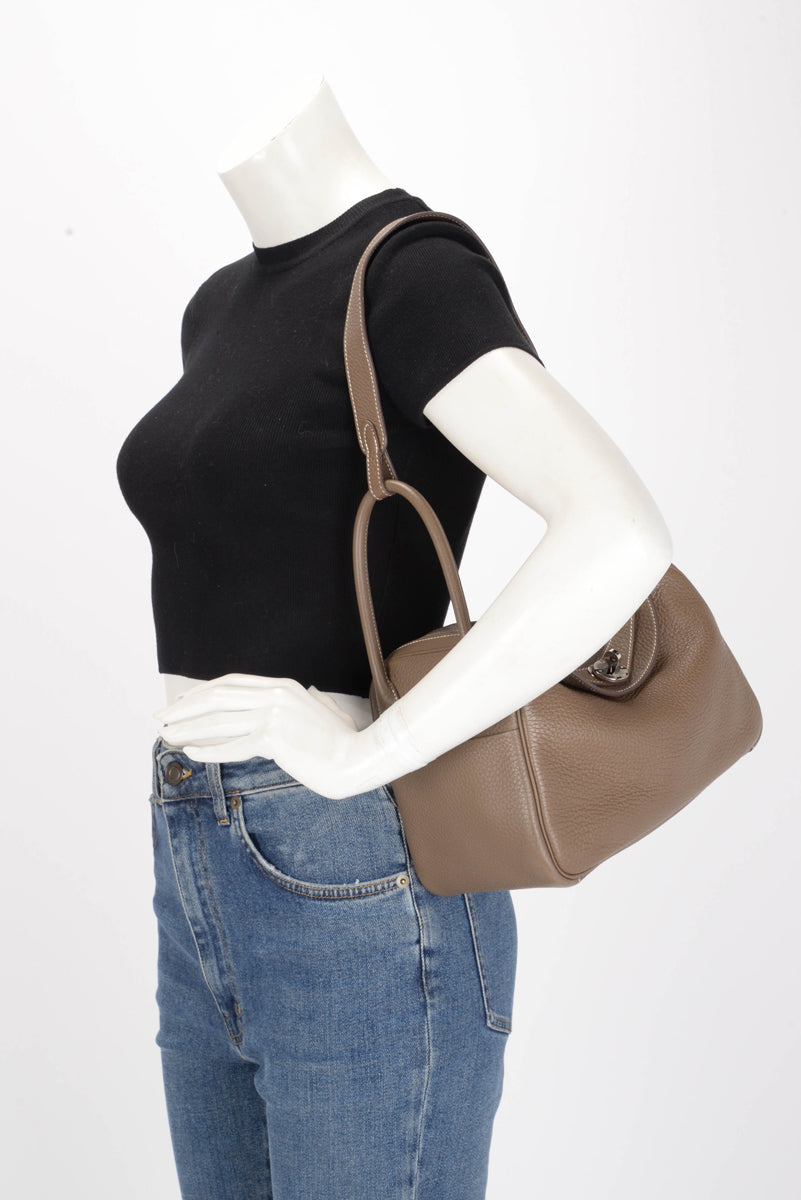 Hermes Etoupe Clemence Lindy 26 PHW