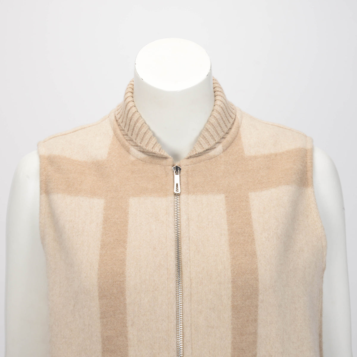 Hermes Beige Cashmere Sleeveless Zip Jacket FR 36