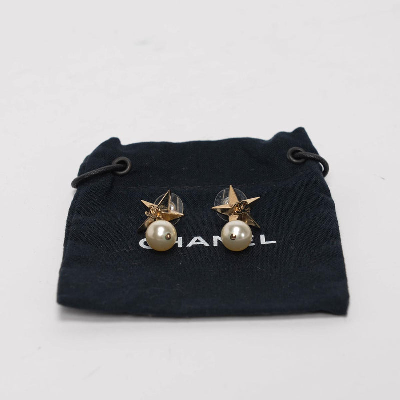 Chanel Gold CC Star & Pearl Drop Earrings - Blue Spinach