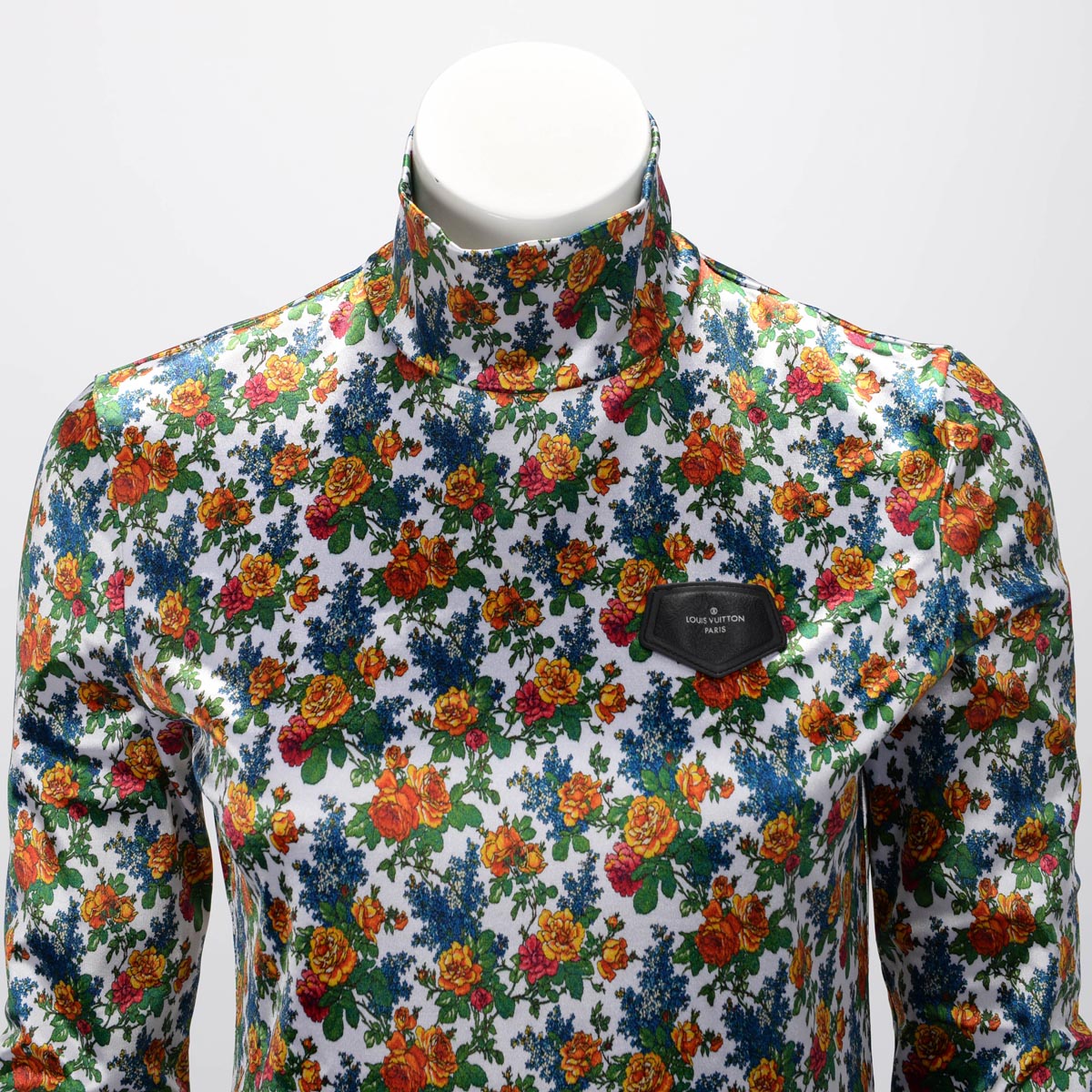 Louis Vuitton Turtleneck sweater White Polyester ref.42467 - Joli
