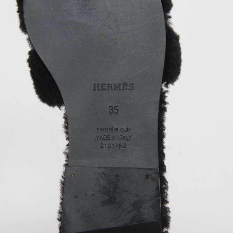 Hermes Black Shearling Oran Sandals 35 - Blue Spinach