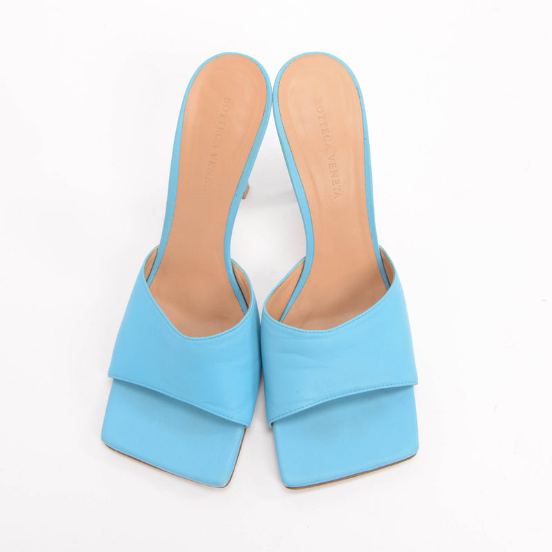 Bottega Veneta Blue Lambskin Stretch Square Toe Sandals 39.5 - Blue Spinach