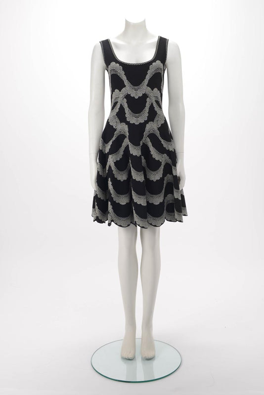 Alexander McQueen Black & White Jacquard Knit Scalloped Hem Dress S - Blue Spinach